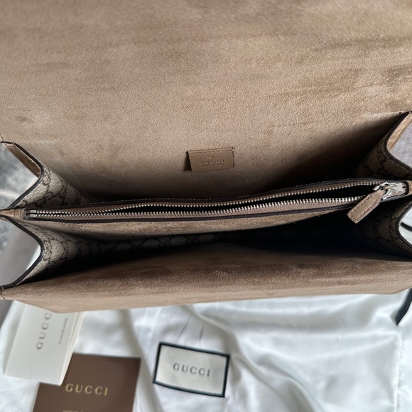 GUCCI｜Beige GG Supreme Dionysus Shoulder Bag - Picture 7 of 13